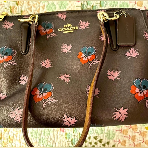 COACH| Bag with adjustable shoulder strap and hand strap. - Picture 6 of 7